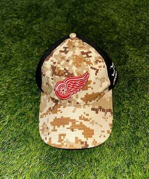 Alexander Global Promotions Detroit Red Wings Chevrolet Digital Desert Camo Mesh